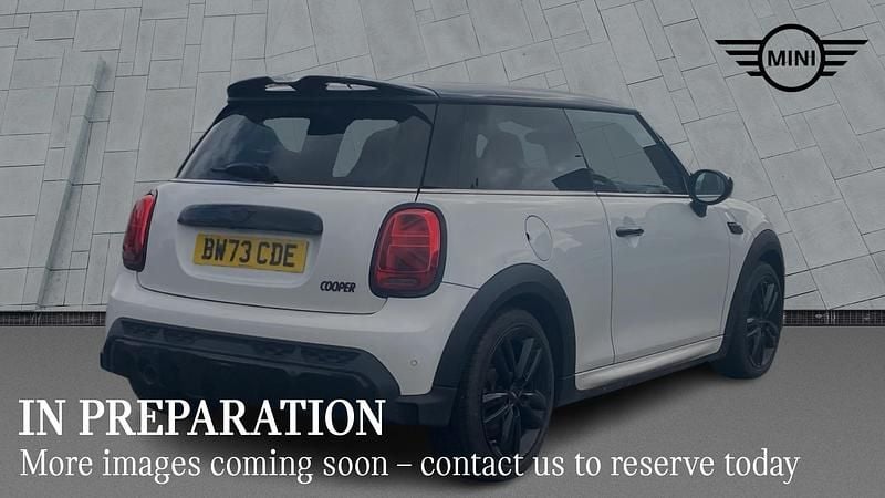 Used Mini Cooper Hatch 134 HP (98 kW) 2024 White Hatchback