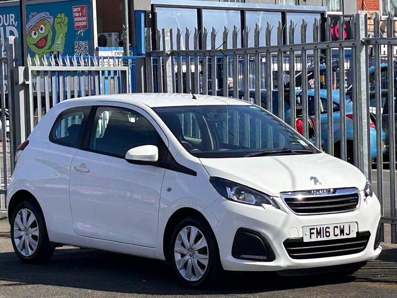 Begagnad Peugeot 108 Active 2016 Vit Halvkombi
