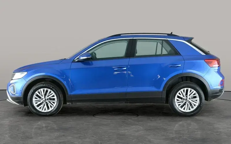 Used VW T-Roc Life 110 HP (80 kW) 2022 Blue SUV