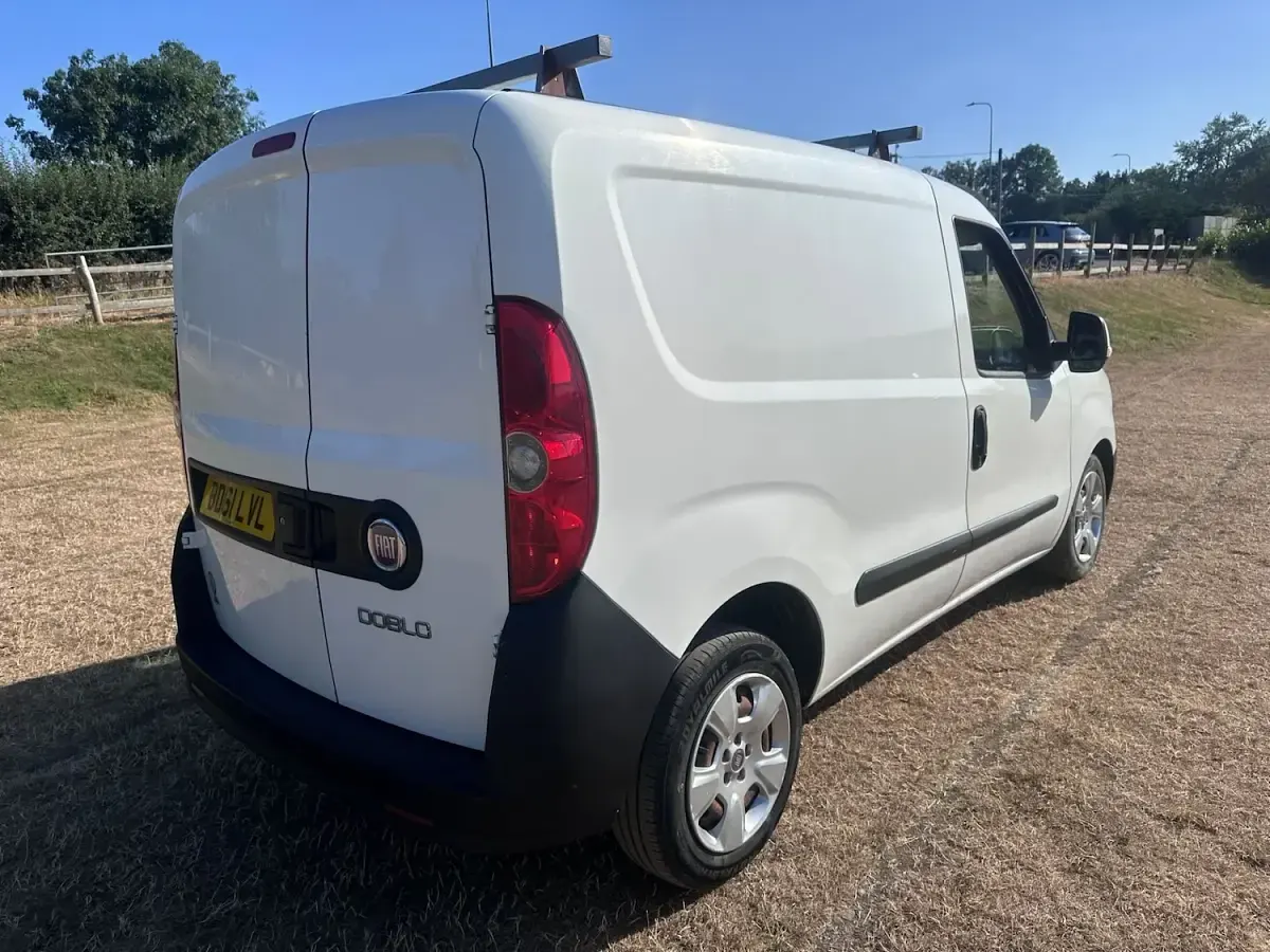 Used Fiat Doblò 2011 White MPV