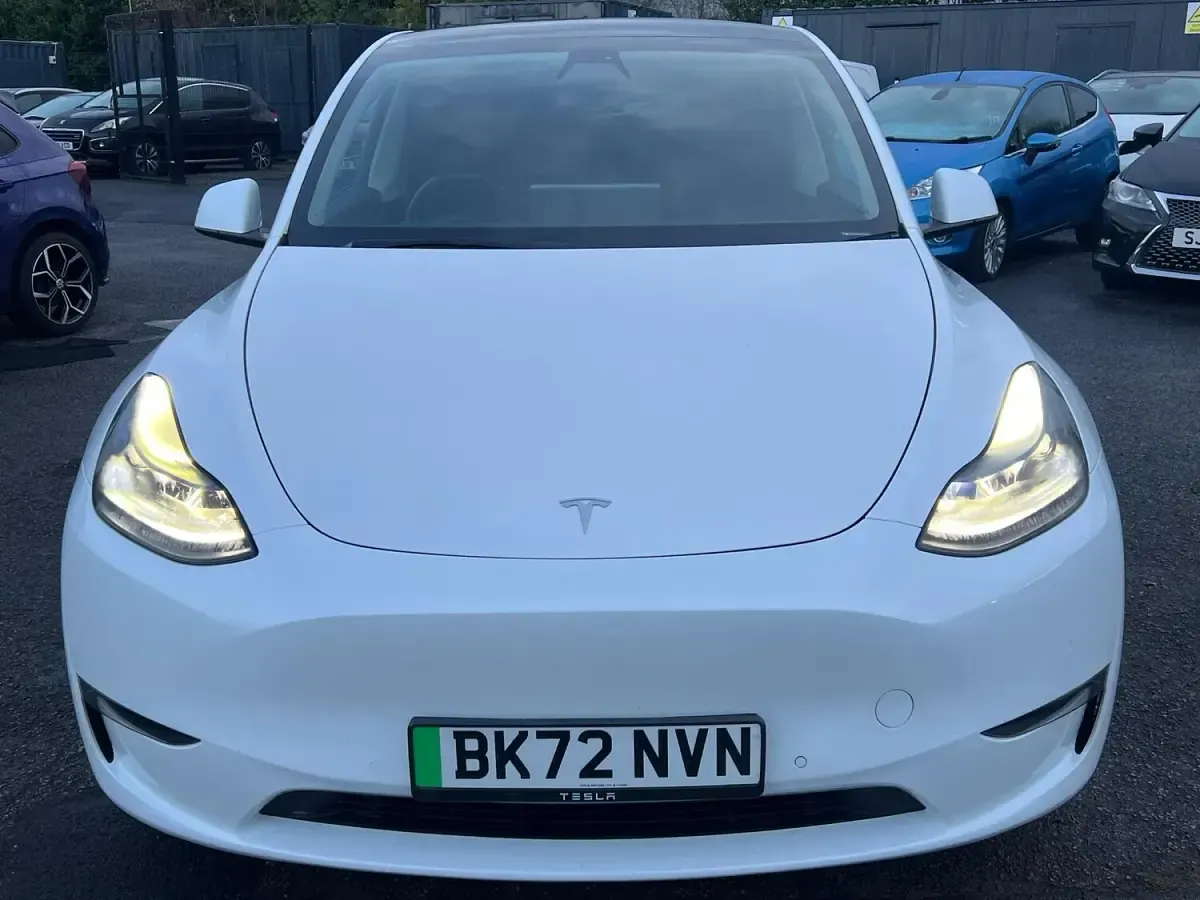 Used Tesla Model Y Long Range AWD 85 kW (116 HP) 2022 White SUV