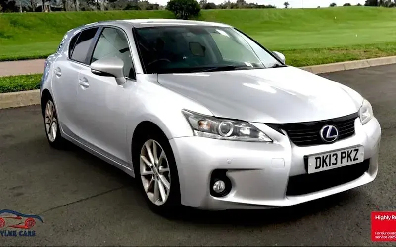 Used Lexus CT200h Luxury Line 136 HP (100 kW) 2013 Hatchback