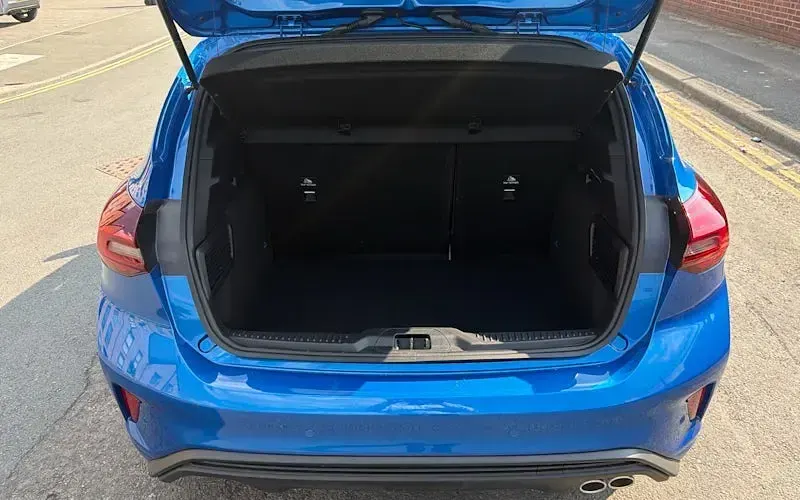 New Ford Focus ST-Line 155 HP (114 kW) 2025 Hatchback
