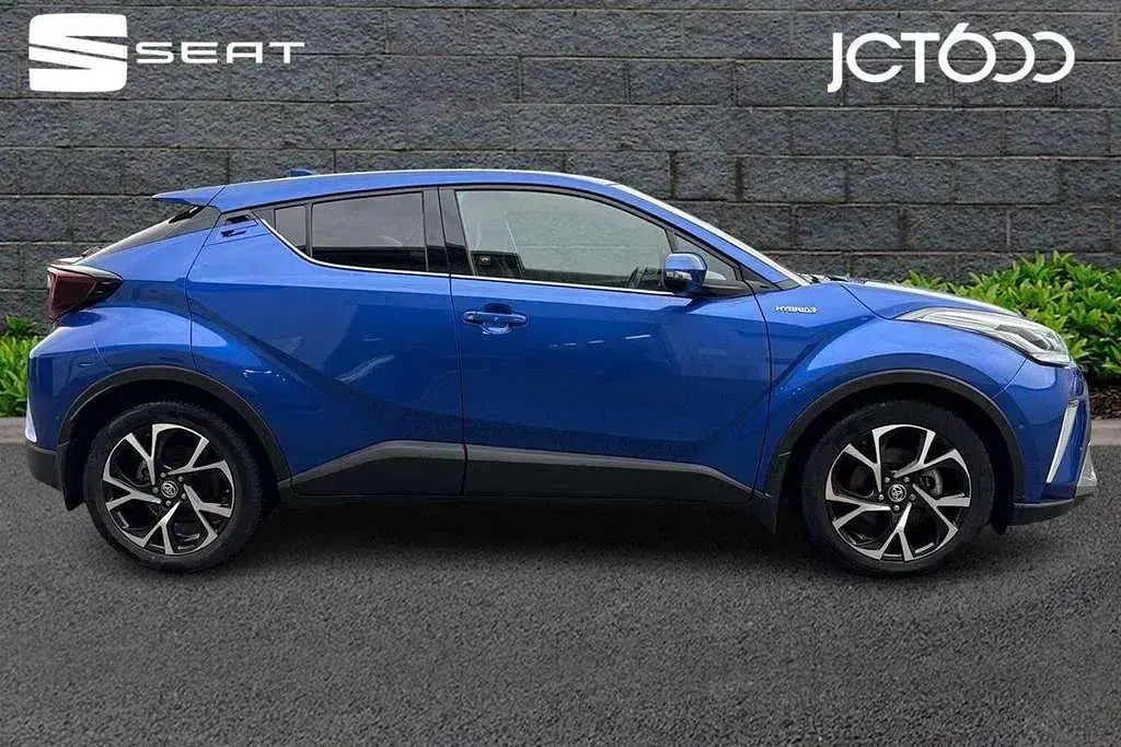 Used Toyota C-HR Design 184 HP (135 kW) 2021 Blue SUV