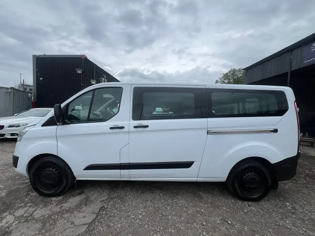 Used Ford Transit Custom Trend 130 HP (95 kW) 2016 White Estate