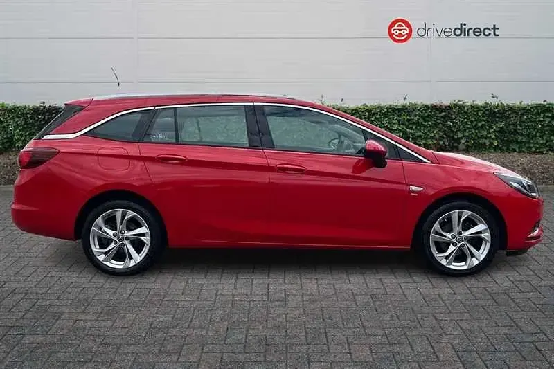 Used Vauxhall Astra SRi 150 HP (110 kW) 2019 Red Estate
