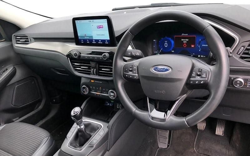 Usado Ford Kuga Titanium 120 HP (88 kW) 2021 Azul SUV