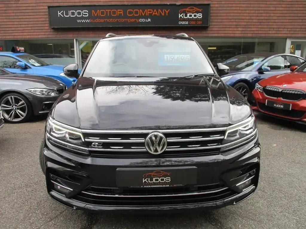 Used VW Tiguan R-line 190 HP (139 kW) 2018 Black SUV