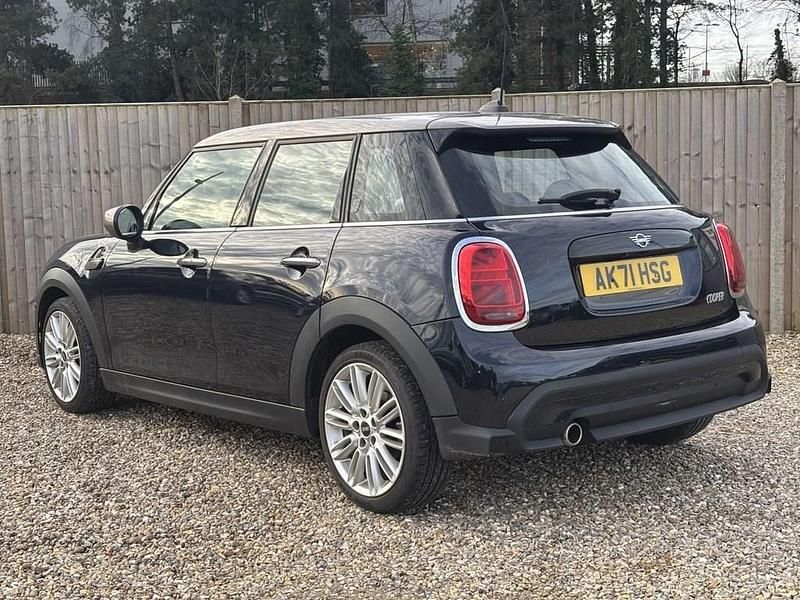 Used Mini Cooper Exclusive 136 HP (100 kW) 2021 Blue/black Hatchback