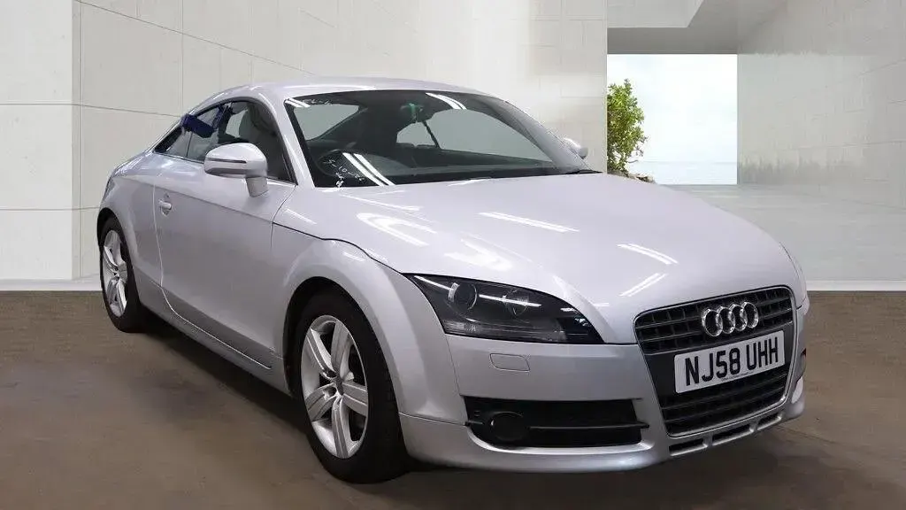 Begagnad Audi TT Comfort 200 HK (147 kW) 2008 Silver Sportkupé
