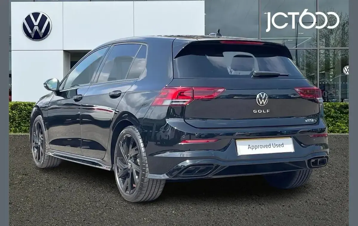 Used VW Golf VIII Black Edition 147 HP (108 kW) 2024 Black Hatchback