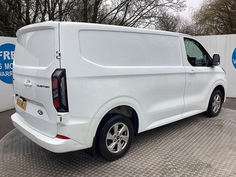 Used Ford Transit Custom Limited 136 HP (100 kW) 2024 White Van
