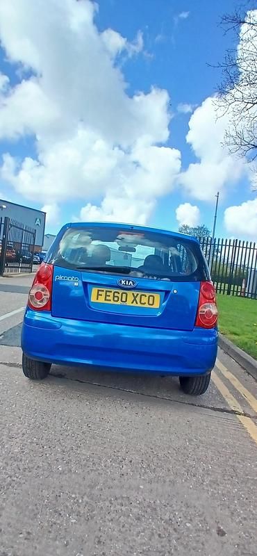 Used Kia Picanto 64 HP (47 kW) 2010 Blue Hatchback