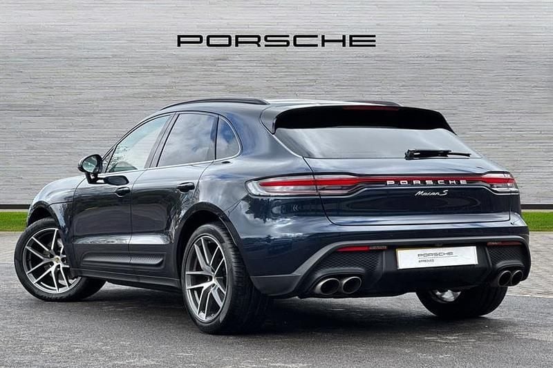 Used Porsche Macan S 380 HP (279 kW) 2023 Night blue SUV