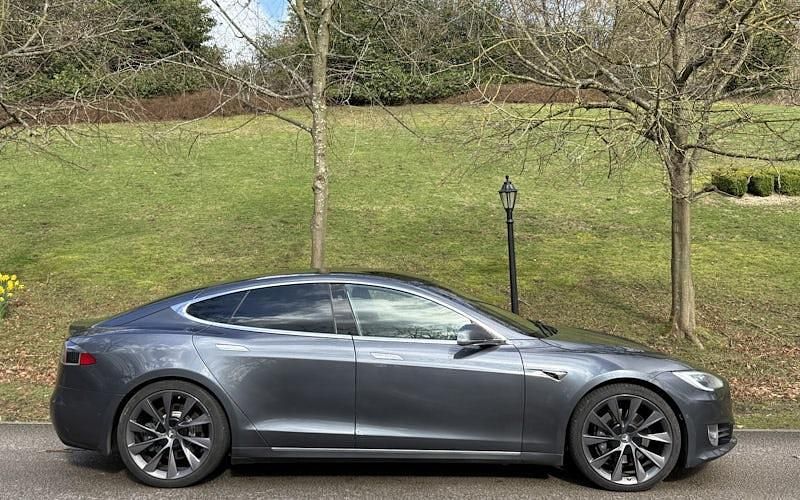 Used Tesla Model S Long Range AWD 311 kW (423 HP) 2020 Hatchback