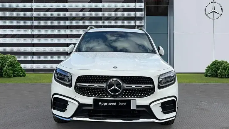 Used Mercedes GLB200 AMG Line Premium 163 HP (119 kW) 2025 SUV