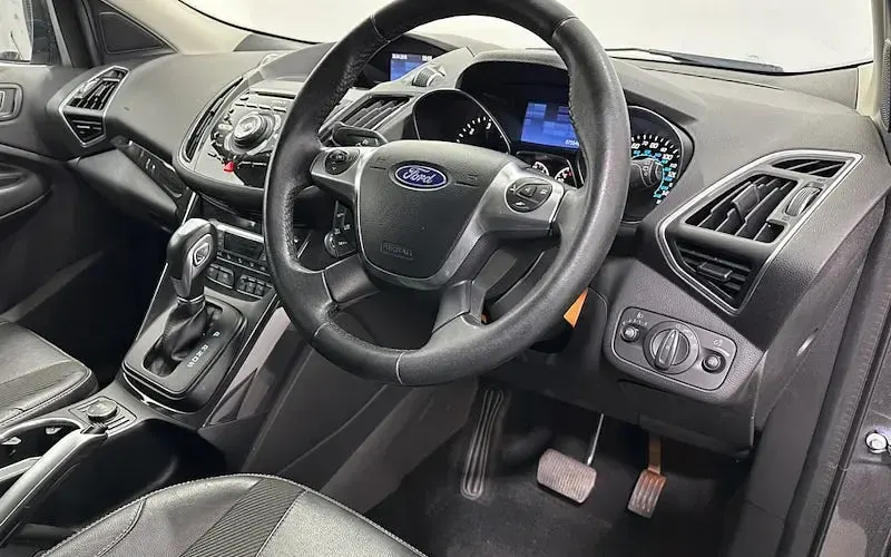 Used Ford Kuga Titanium 179 HP (131 kW) 2015 Grey SUV