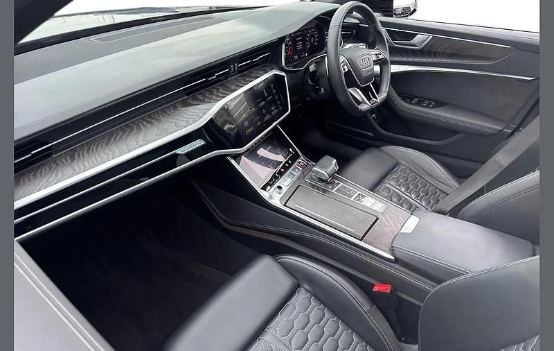 Used Audi RS6 Advanced 591 HP (434 kW) 2022 Black Estate