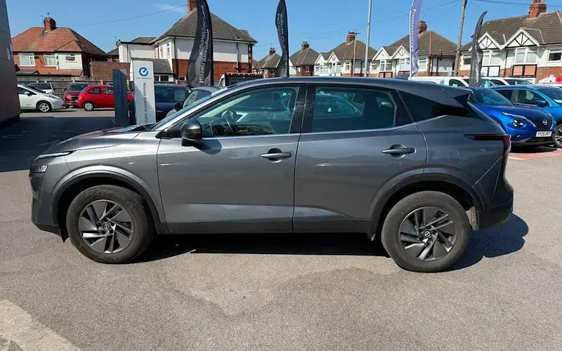 Used Nissan Qashqai Acenta Premium 140 HP (102 kW) 2023 SUV