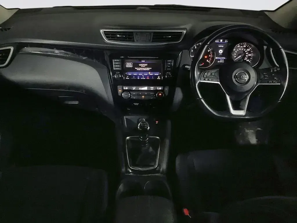 Used Nissan Qashqai Acenta Premium 140 HP (102 kW) 2019 Grey SUV