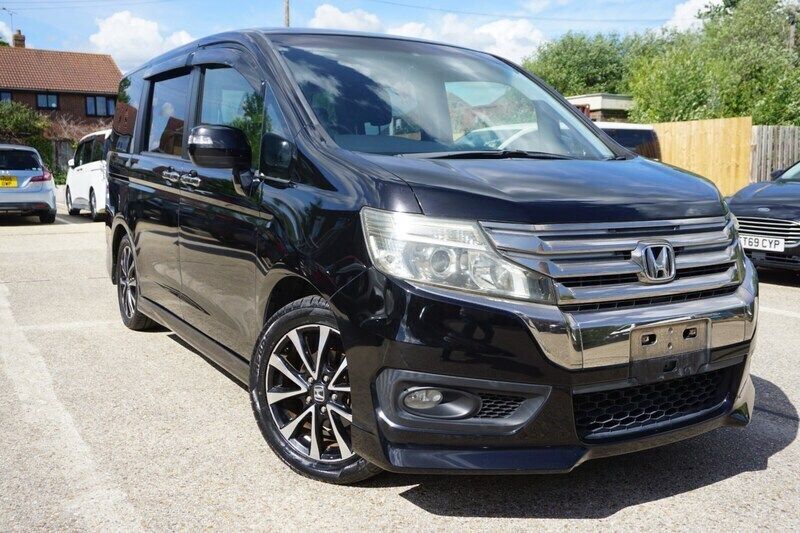 Black Used 2012 Honda Stepwgn MPV | £10,995 (A bit pricey) - Image 1/4