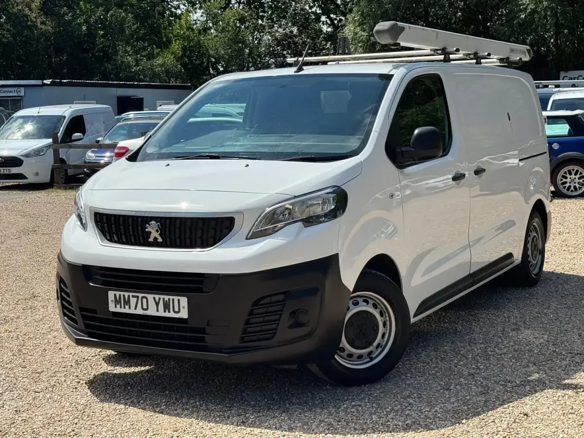 Used Peugeot Expert S 2021 White Van