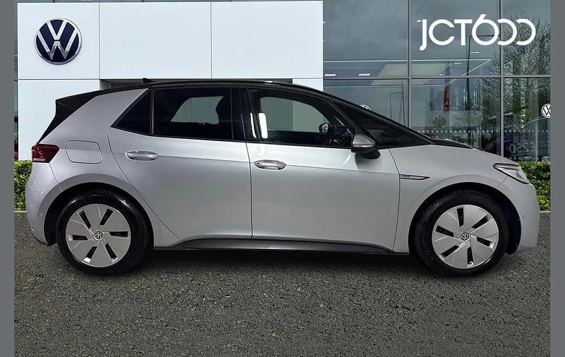 Used VW ID.3 Pro Performance 150 kW (204 HP) 2023 Silver Hatchback