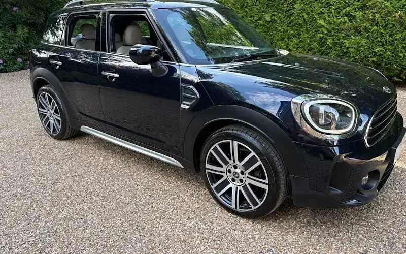 Used Mini Cooper Countryman Exclusive 136 HP (100 kW) 2023 Black SUV