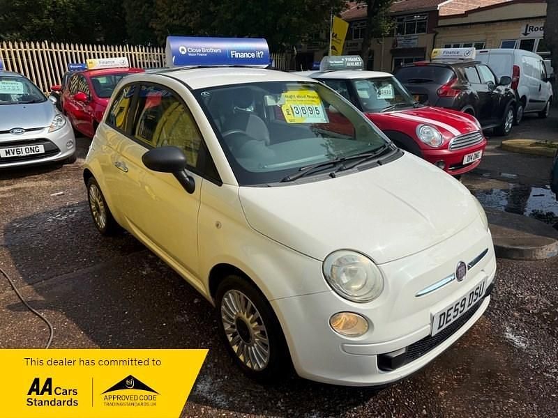 Used Fiat 500 Pop 69 HP (50 kW) 2009 White Hatchback