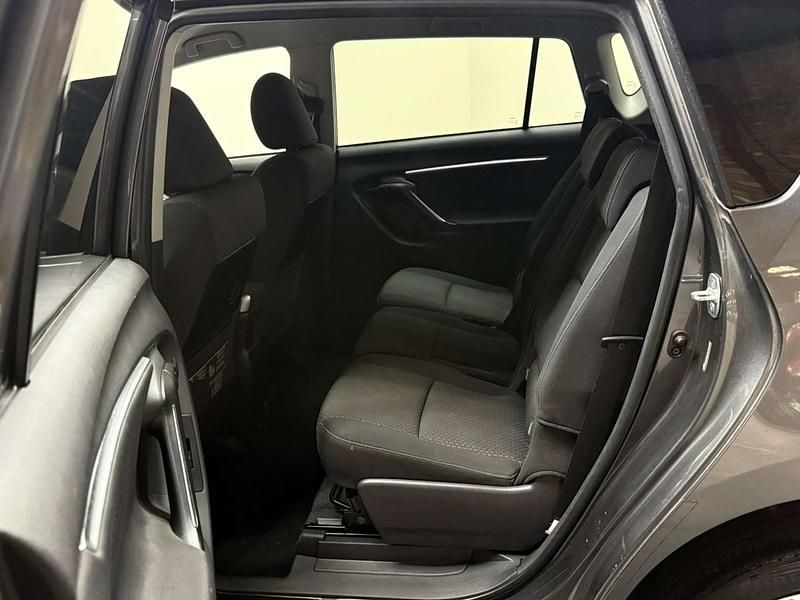 Used Toyota Verso 132 HP (97 kW) 2013 Grey MPV