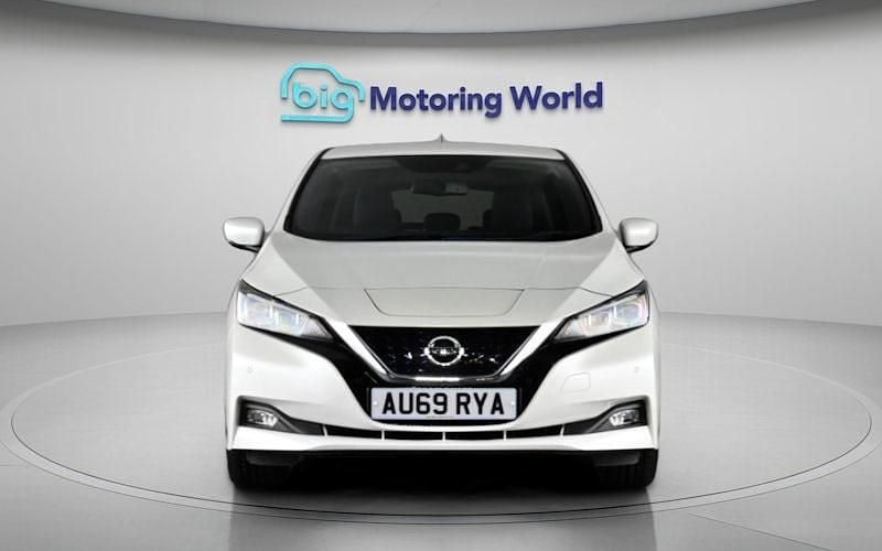 Used Nissan Leaf Tekna 110 kW (150 HP) 2022 Hatchback