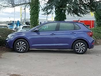 Used VW Polo Life 80 HP (58 kW) 2023 Purple Hatchback