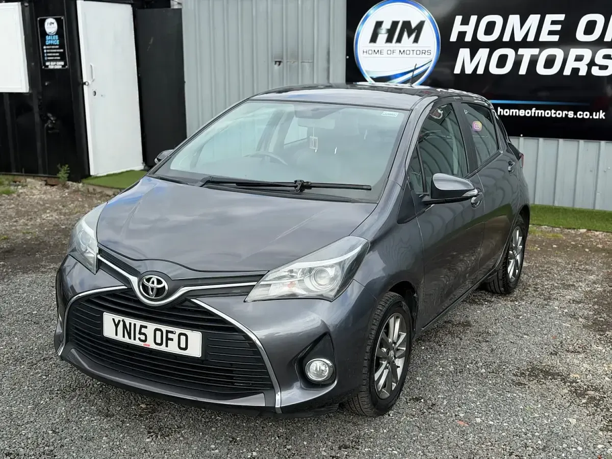 Used Toyota Yaris 2015 Grey Hatchback