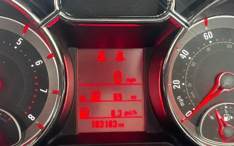 Used Vauxhall Adam Jam 87 HP (63 kW) 2014 White Hatchback