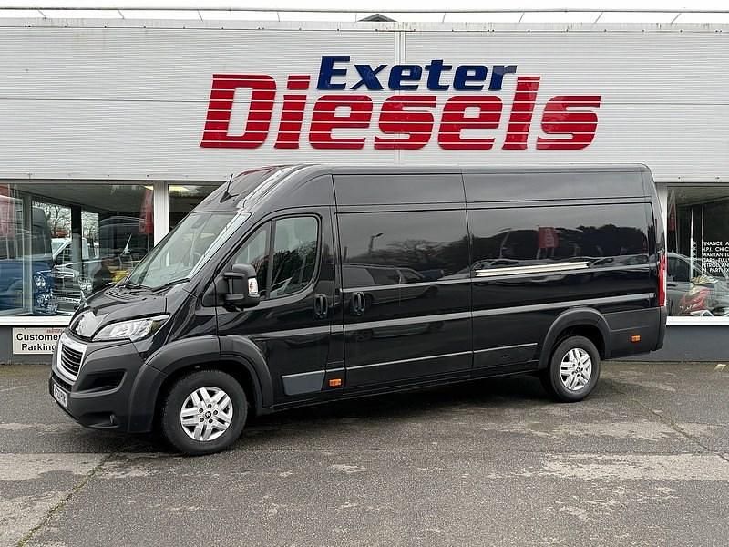 Used Peugeot Boxer 140 HP (102 kW) 2022 Grey Van