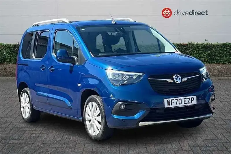 Begagnad Vauxhall Combo Elite 130 HK (95 kW) 2020 Blå Minibuss