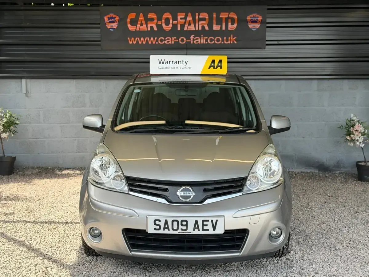 Used Nissan Note Acenta 110 HP (80 kW) 2009 Silver Hatchback