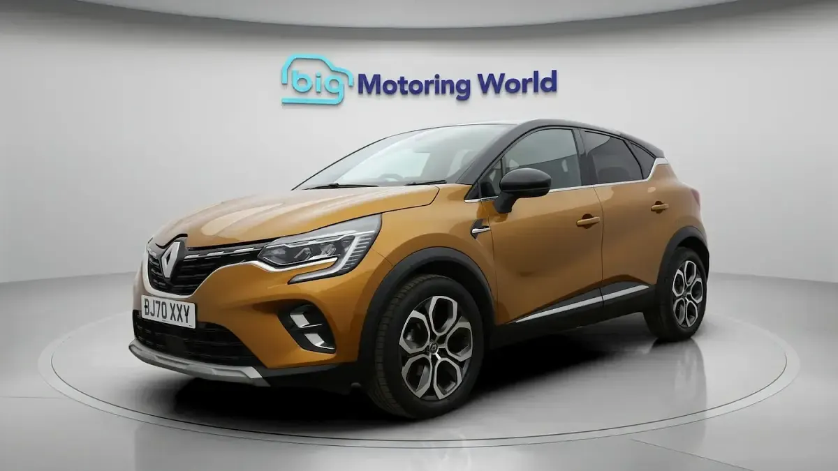 Used Renault Captur Version S 101 HP (74 kW) 2020 Orange/black SUV