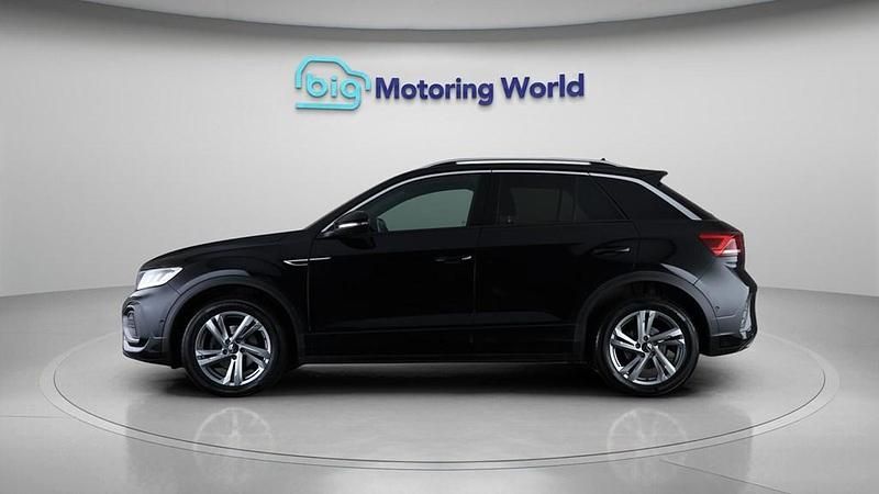 Used VW T-Roc R-line 150 HP (110 kW) 2022 Black SUV