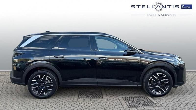 Used Peugeot 5008 Allure 134 HP (98 kW) 2024 Black SUV