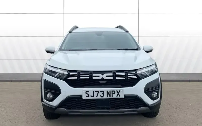 Used Dacia Jogger Expression 141 HP (103 kW) 2025 MPV