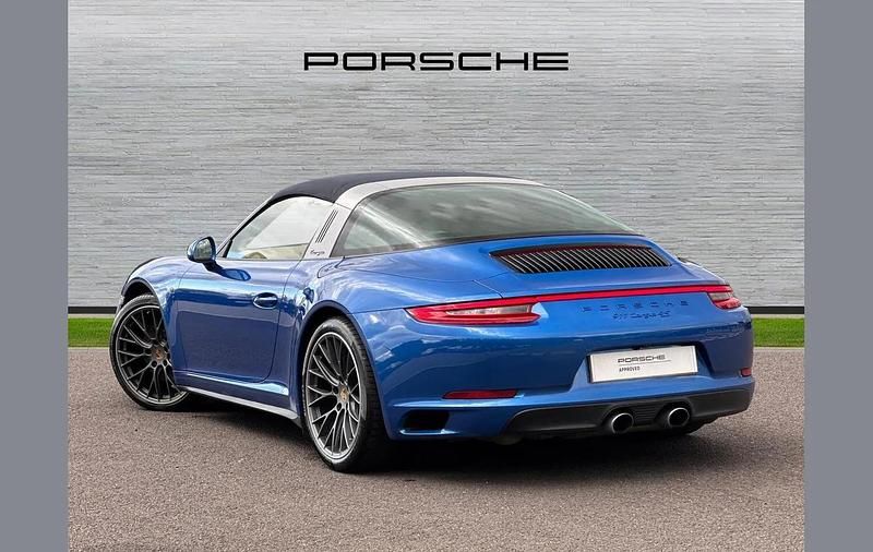 Used Porsche 911 420 HP (308 kW) 2016 Blue Cabriolet