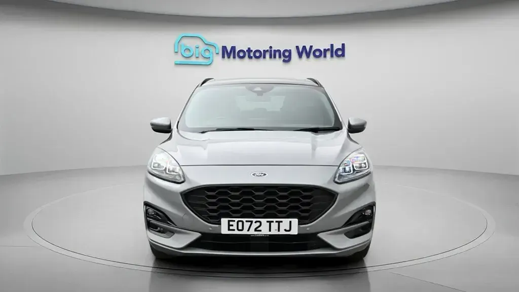 Used Ford Kuga ST-Line X 190 HP (139 kW) 2022 Silver SUV