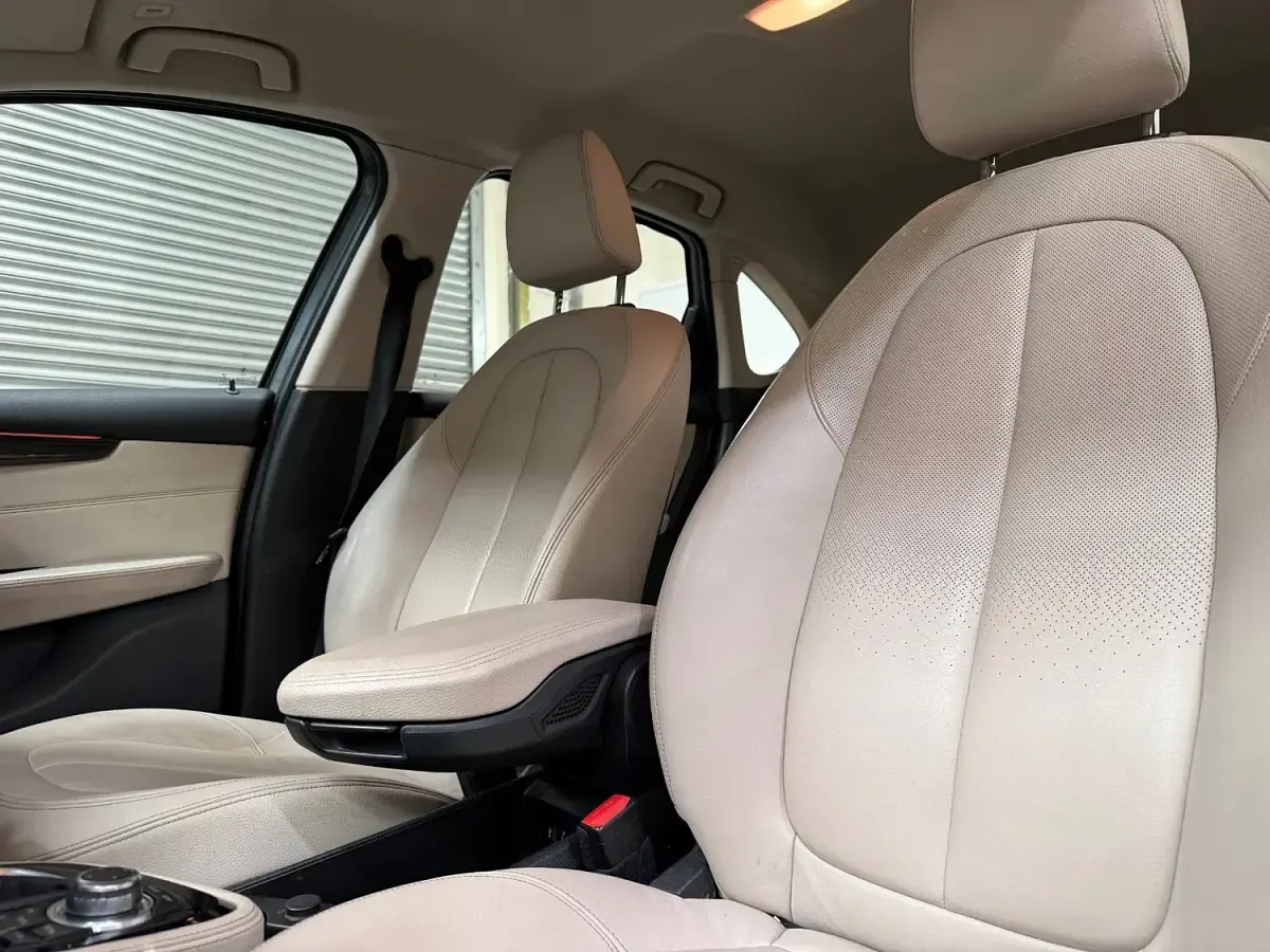 Used BMW 218 Luxury Line 2015 Grey Hatchback