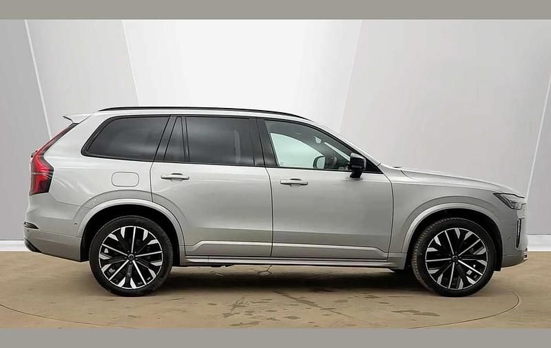 Used Volvo XC90 Ultra 247 HP (181 kW) 2025 Silver SUV