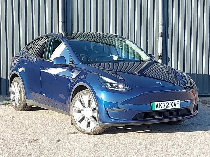 Blue Used 2022 Tesla Model Y Long Range AWD SUV | £25,998 (Fair price) - Image 1/4