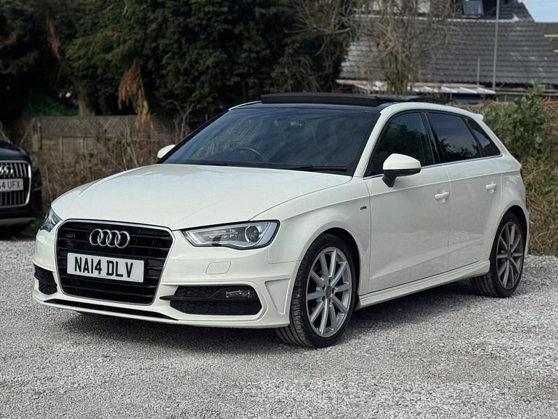 Used Audi A3 Sportback S-Line 150 HP (110 kW) 2014 White Hatchback