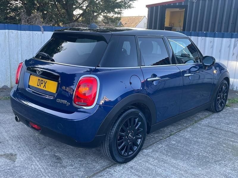 Used Mini Cooper D Hatch 116 HP (85 kW) 2016 Blue Hatchback