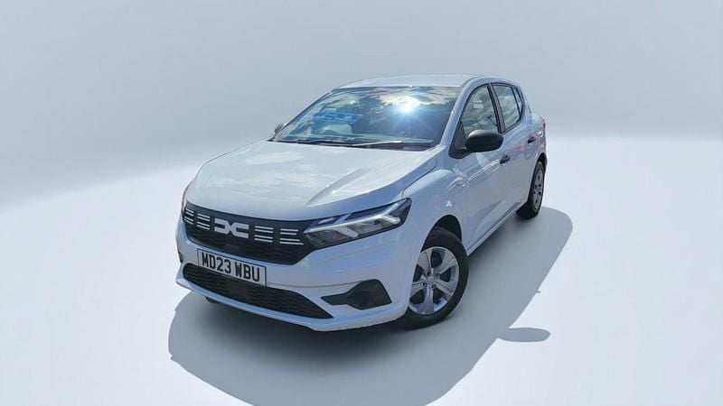 White Used 2023 Dacia Sandero Essentiel Hatchback | £10,995 (Fair price) - Image 1/4
