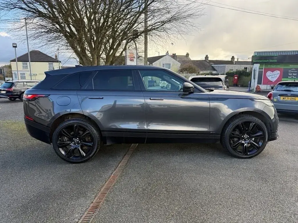 Used Land Rover Range Rover Velar R-Dynamic 240 HP (176 kW) 2018 Grey SUV